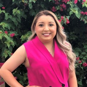 Meet your Posher, Gina